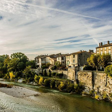 Отель Chez Anais Et Marc Aouste-sur-Sye Экстерьер фото